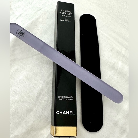 CHANEL Other - BNIB CHANEL PURPLE nail file #135 Codes Couleur Immortelle LIMITED EDITION 💜